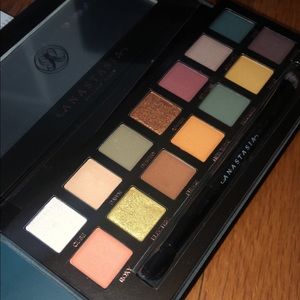 Subculture Eyeshadow Palette